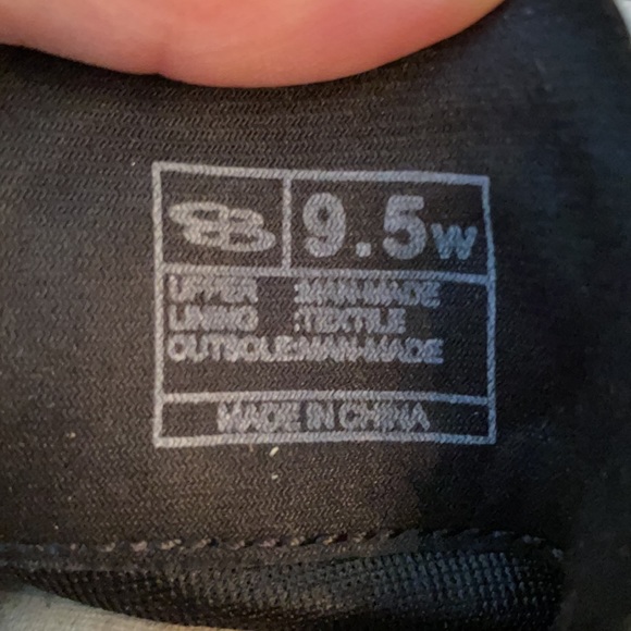 NWT women’s boombah shoes size 9 1/2 - Picture 5 of 6